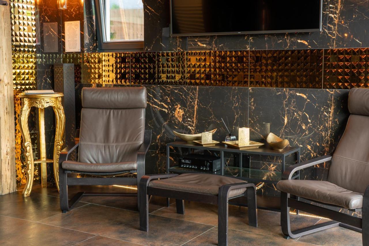 Apartamenty Wellness & Spa Cztery Pory Roku Kościelisko Exteriör bild