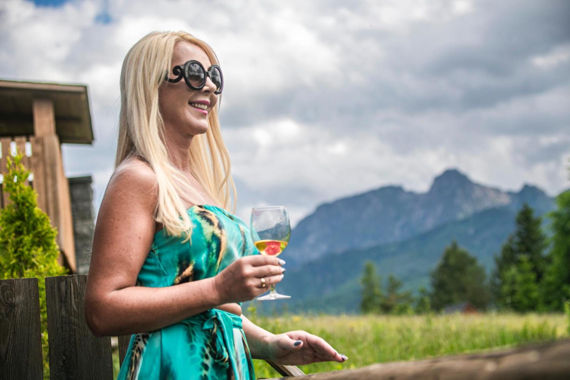 Apartamenty Wellness & Spa Cztery Pory Roku Kościelisko Exteriör bild